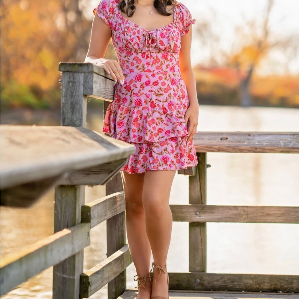 Extremely flattering mini dress.